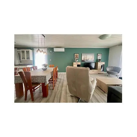 3 Bedroom Amazing In Apartman