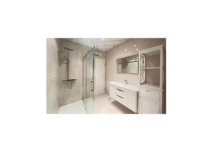 Appartement 3 Bedroom Amazing In